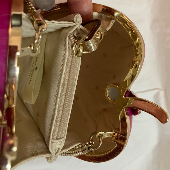 Kate Spade "Far From The Tree Resin Apple Bag - Picture 6 of 7